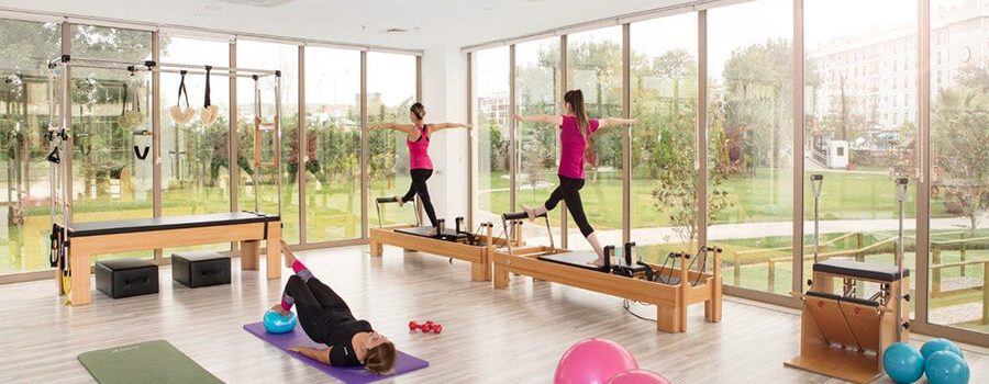 İstanbul'un dinamik bölgelerinde Pilatesin tadını çıkarın! Pendik, Soğanlık ve Kartal'daki modern Kartal Pilates merkezimizde ağlığınızı güçlendirecek egzersizler ile tanışın